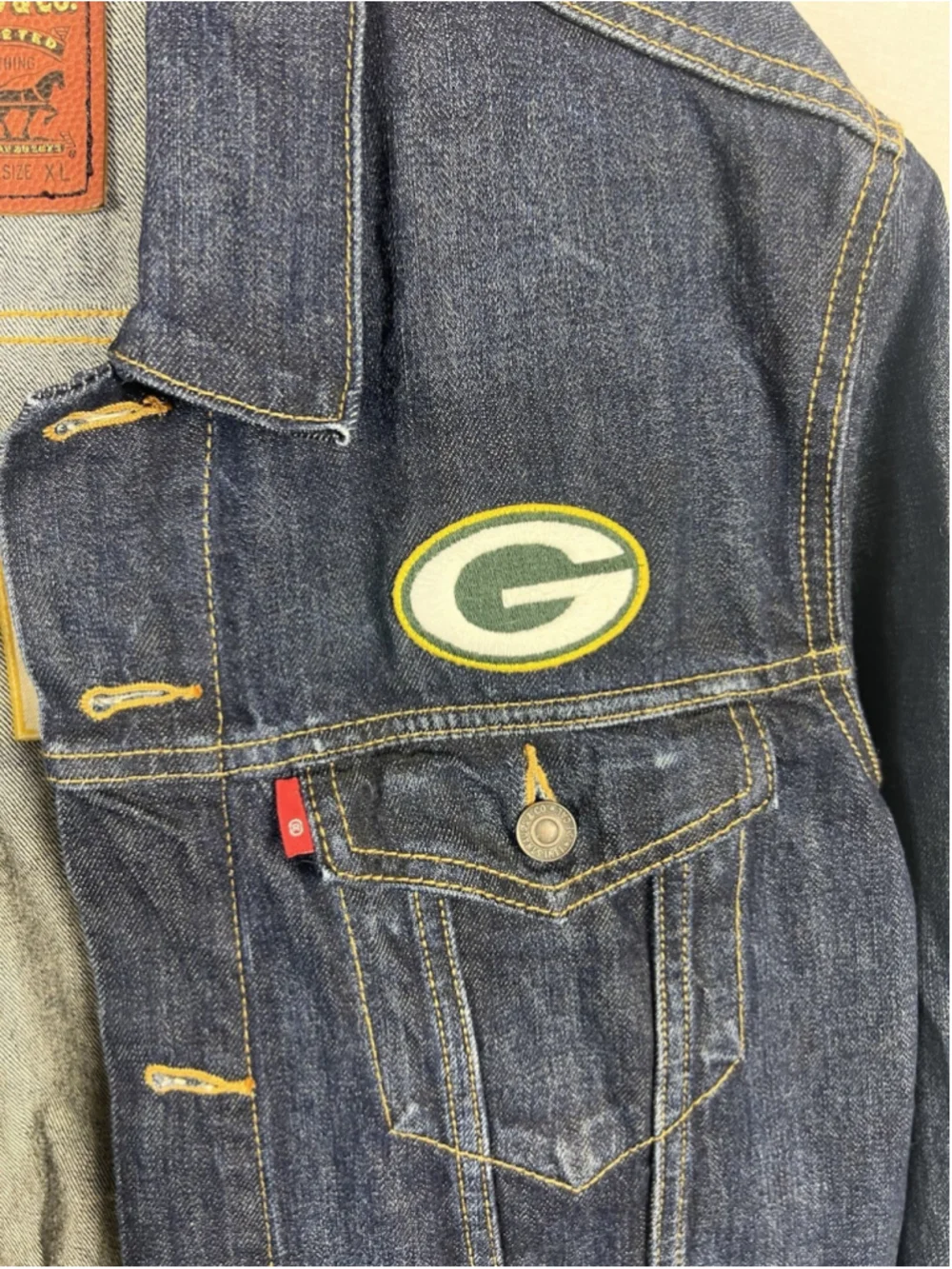 Levi Strauss & Co. Green Bay Packers NFL Blue Denim Jacket Size XL Licensed - Picture 4 of 6